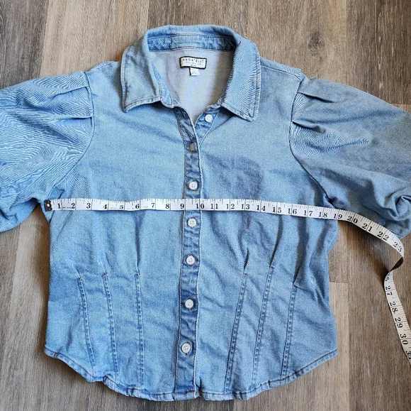 PUFF SLEEVE TOP - Picture 4 of 8